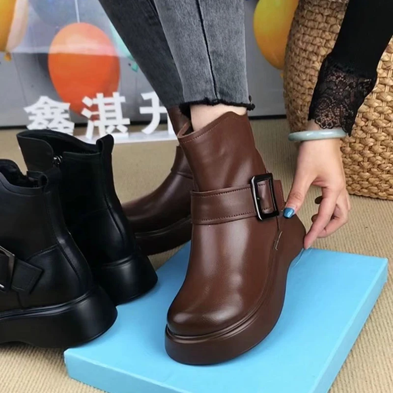 君1187-1松糕厚底圆头秋冬新款加绒加厚保暖舒适侧拉链女士短靴