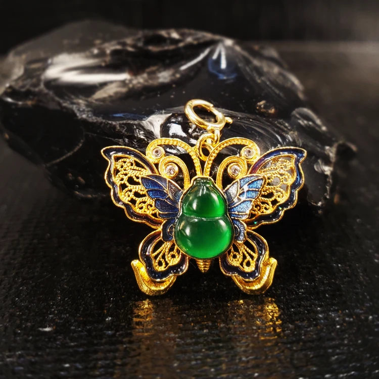 18K金翡翠烧蓝蝴蝶吊坠 万能扣 G7632