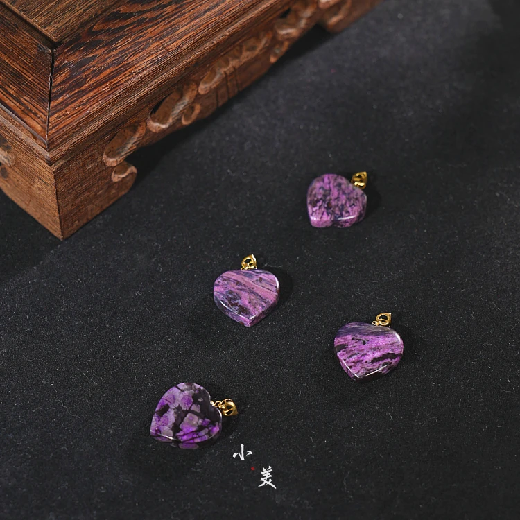 18K金舒俱来爱心吊坠（多样性发一件）G8637