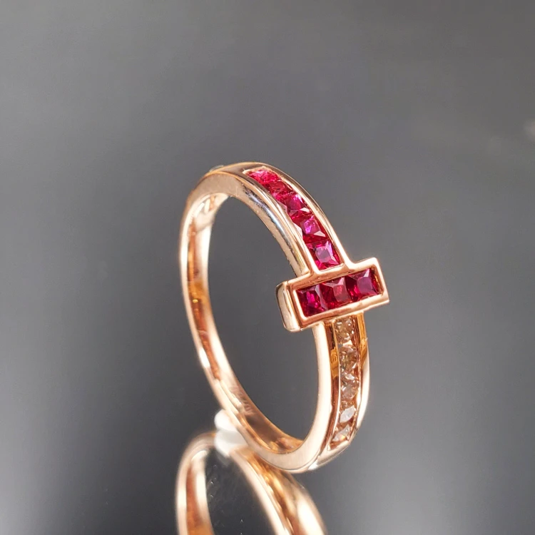 18K金红宝石钻石T字戒指 重工轻奢 G4404