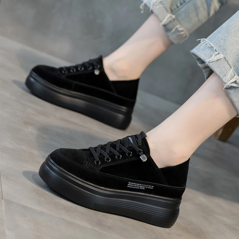 厚底增高女鞋春秋春季新款爆款坡跟小个子百搭黑色懒人鞋松糕鞋