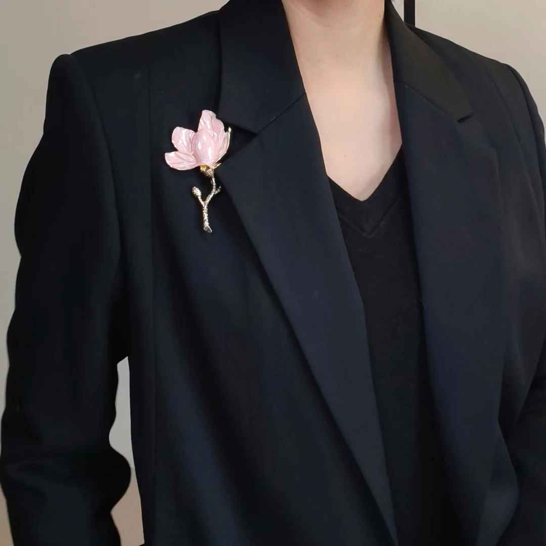合金胸针 唯美时尚玉兰花胸针轻奢百搭简约优雅精致复古小众胸针