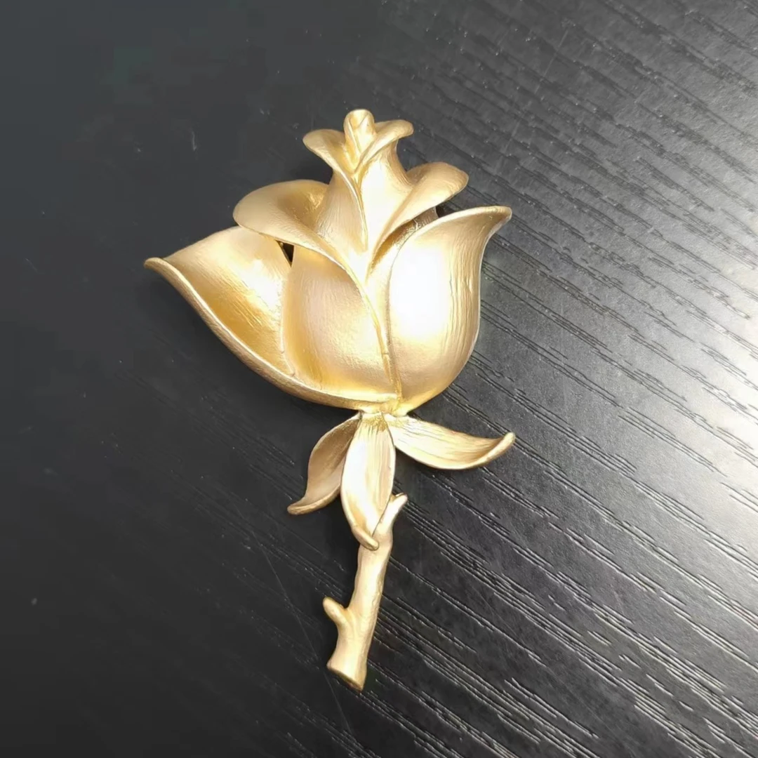 合金胸针 法式优雅金色玫瑰花胸针（尺寸：75*50mm）