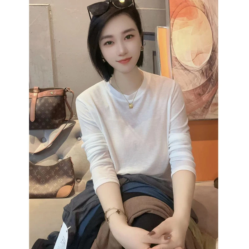 大喜服饰✔️纯色秋冬圆领长袖T恤女款百搭显瘦简约白色内搭打底衫
