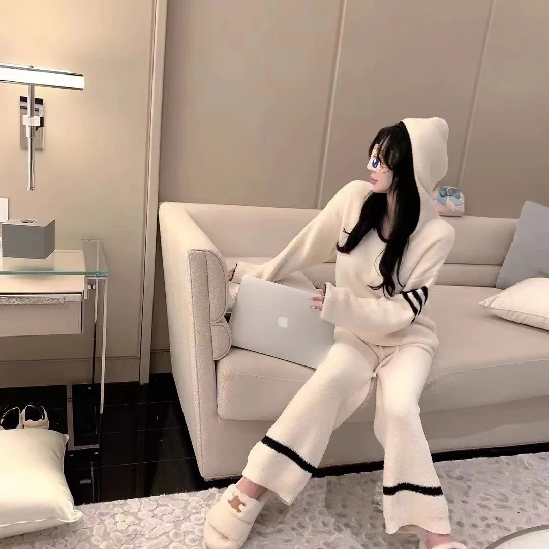 冬季上新《条纹白》软绵绵网红舒适保暖睡衣长袖长裤睡衣家居服女士