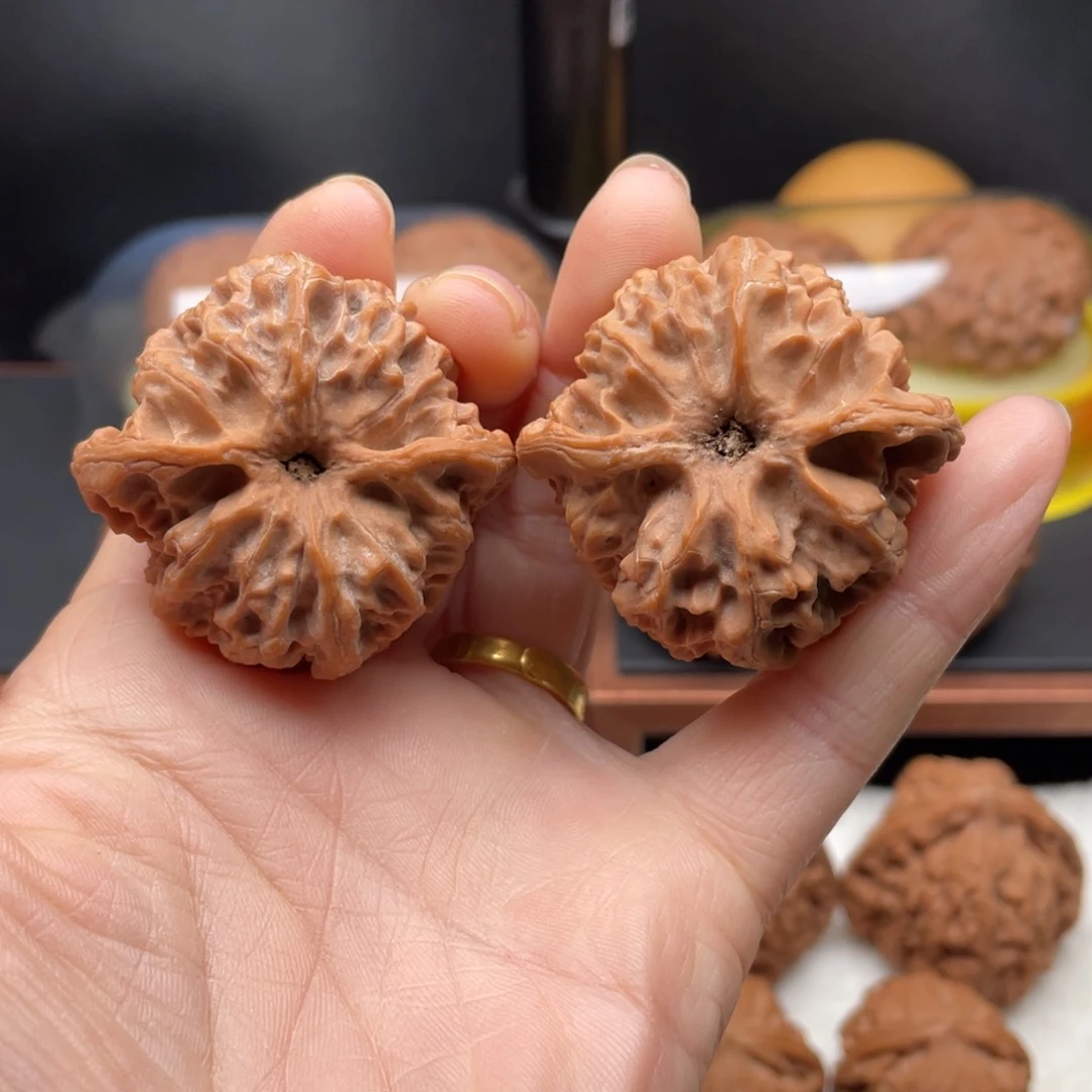 文玩核桃把件42全品苹果园