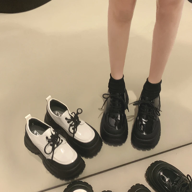 贾不假小皮鞋女2025新款早春季鞋子乐福鞋百搭黑色厚底英伦风单鞋