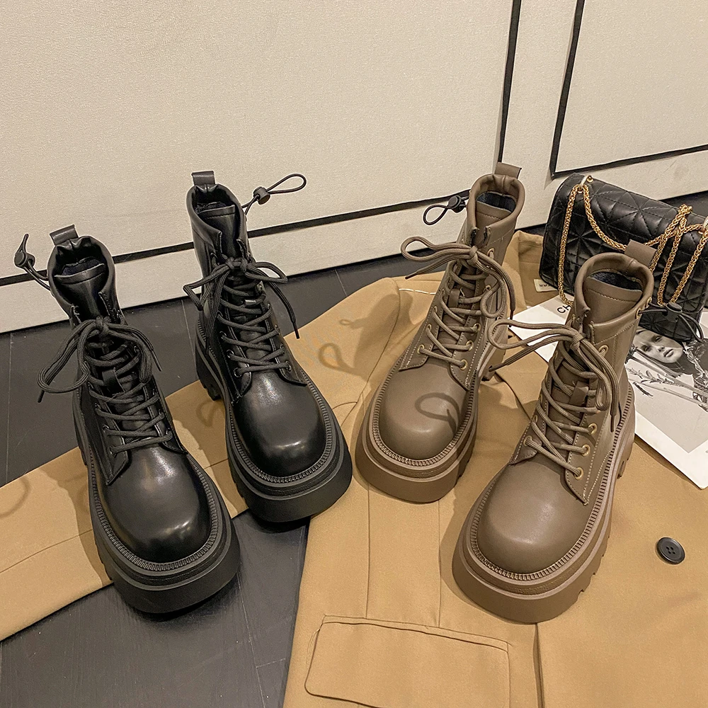 贾不假-2023冬新款女复古小个子短靴工装靴加绒厚底马丁靴小踝靴