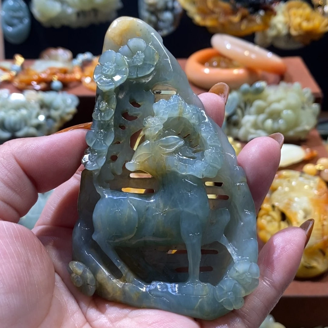 蛇纹石玉颈饰未镶嵌