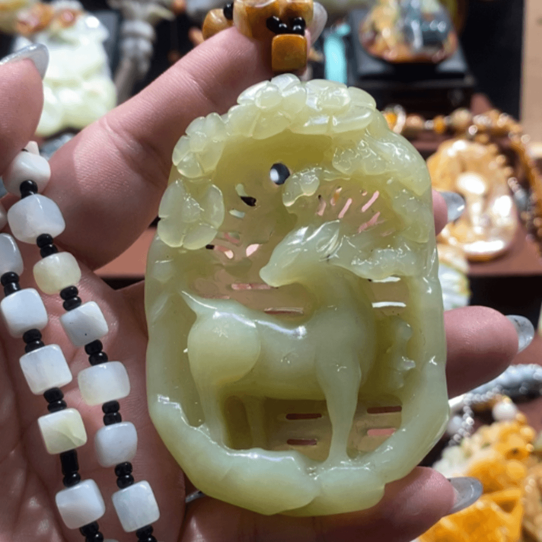 【闪购商品】蛇纹石玉颈饰未镶嵌