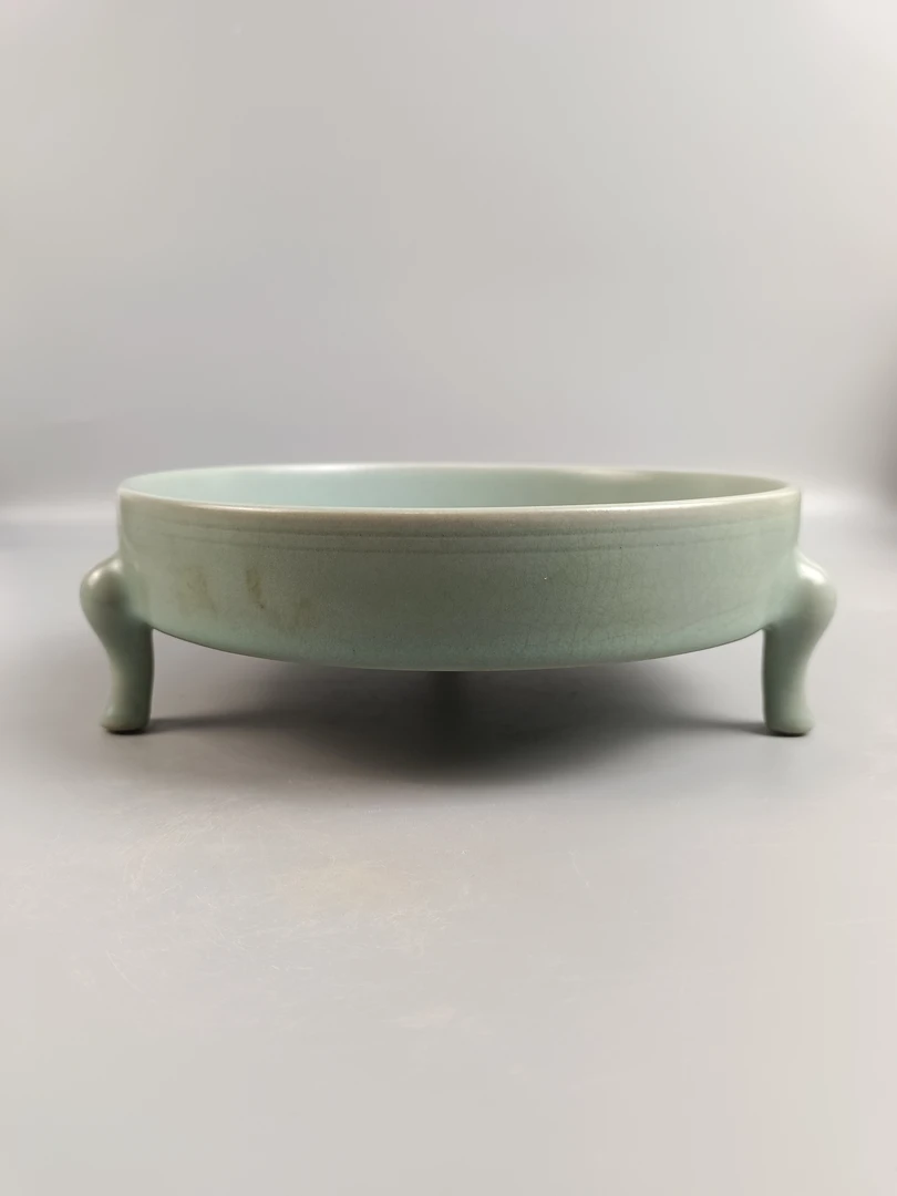 汝瓷。镶嵌三足洗手工复古陶瓷汝窑