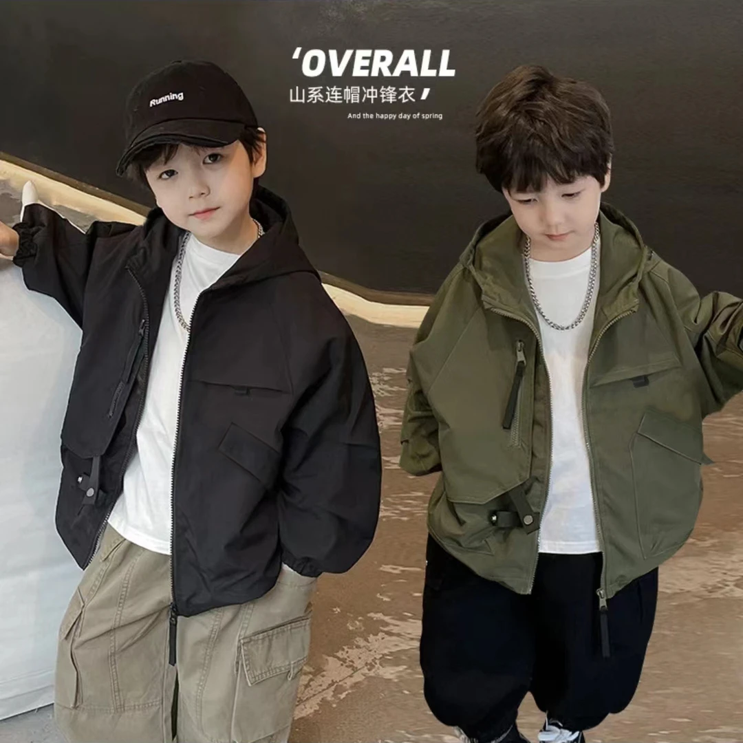 男童冲锋衣2025春秋中大童外套儿童痞帅男童装炸街潮酷潮服外套