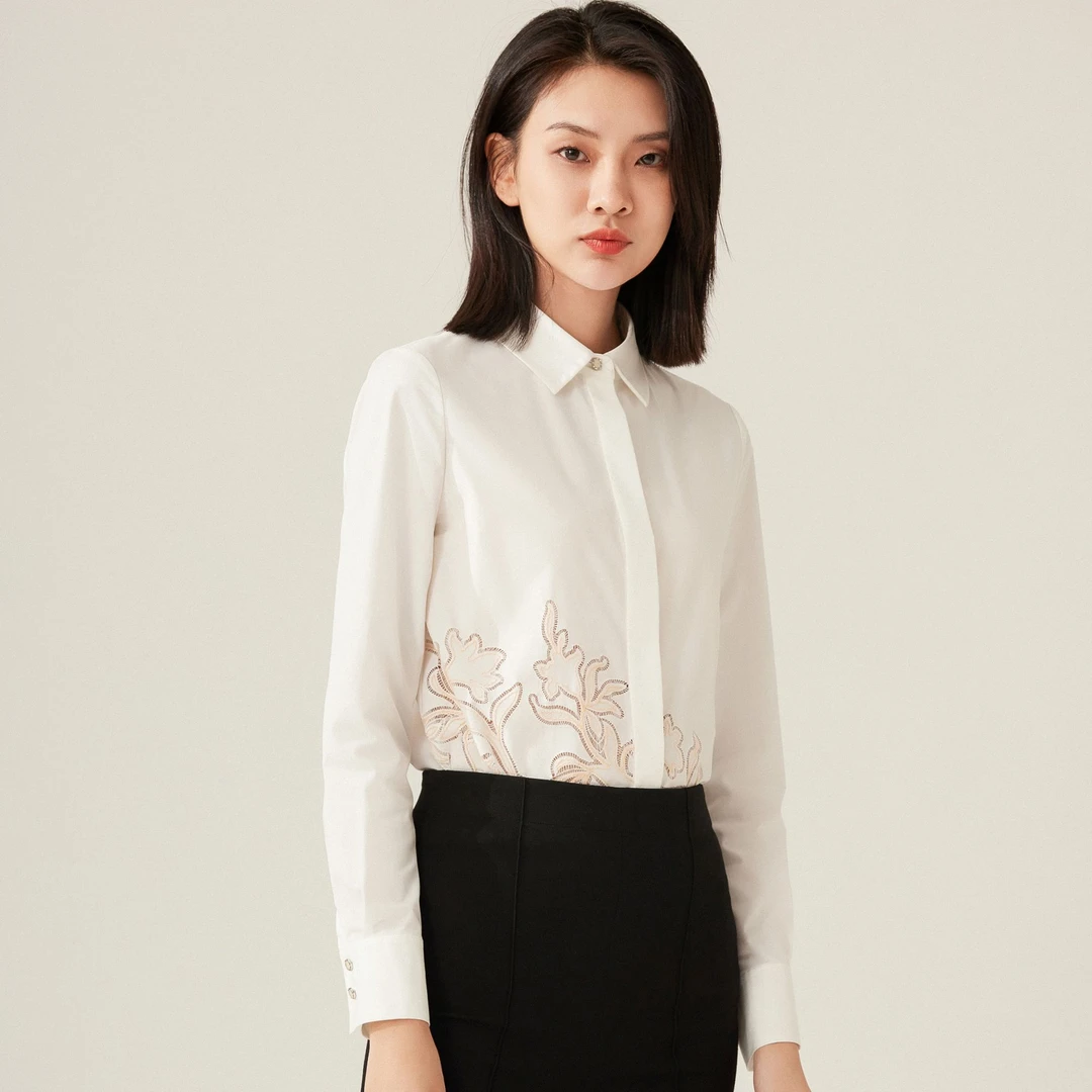 L·W/画而诗气质长袖白色女士春季精致绣花设计感通勤衬衫LBD52005