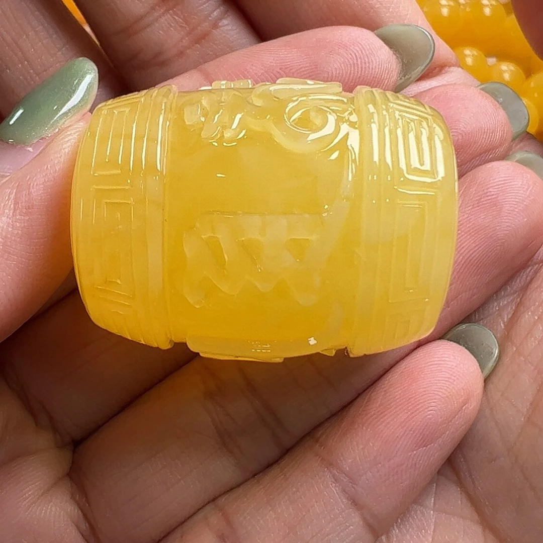 蜜蜡吊坠(不含链)未镶嵌无优化