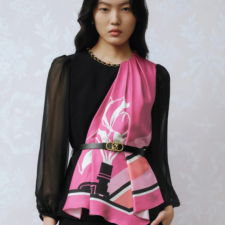 OBBLIGATO奥丽嘉朵春玫红色前片印花丝巾气质女上衣1C33170190