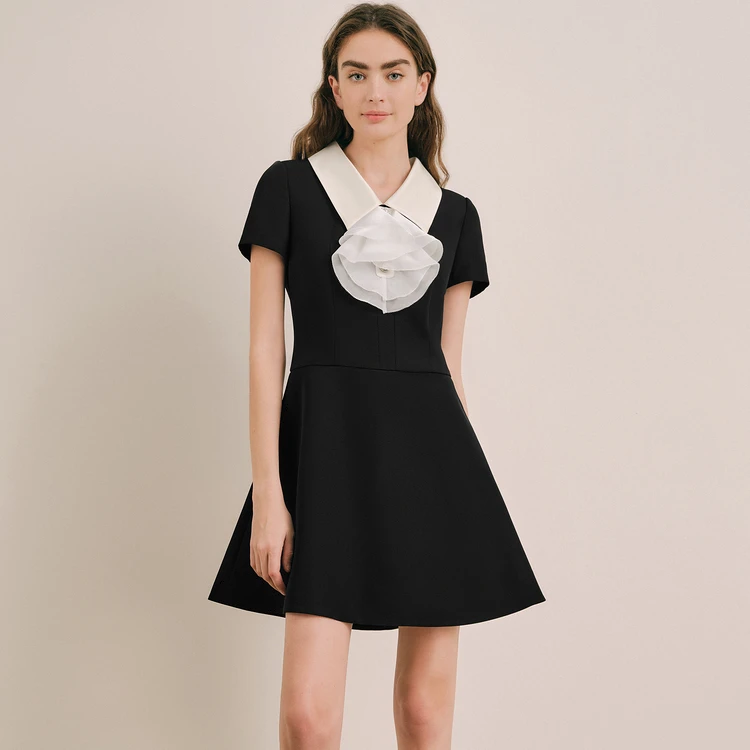 OBBLIGATO奥丽嘉朵2024夏季新款黑色流光纱领摆连衣裙1C64205530