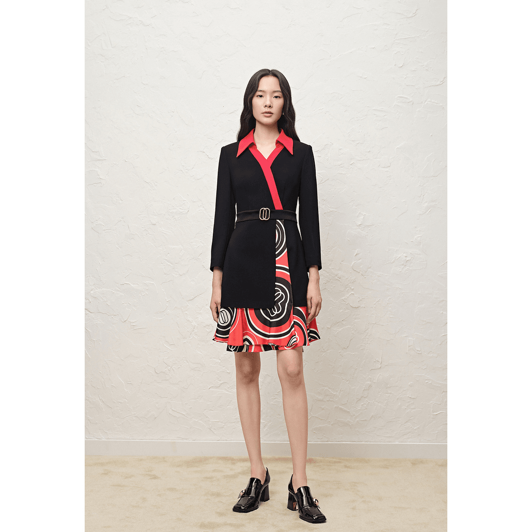 奥丽嘉朵2022冬季金标黑色丝巾花设计红黑撞色连衣裙1C32505220