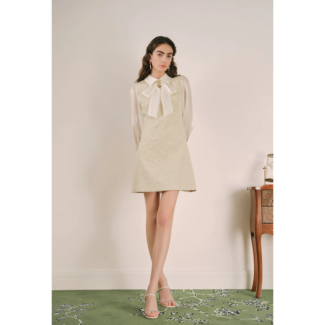 奥丽嘉朵2024夏季新款浅金色肌理感流光纱连衣裙1C64205370