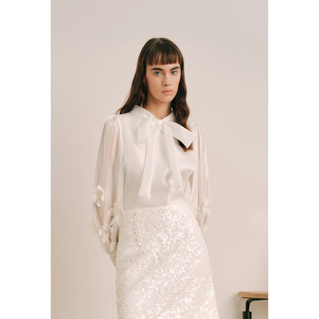 OBBLIGATO奥丽嘉朵2024本手工缝制花流光纱衬衫1C34130030