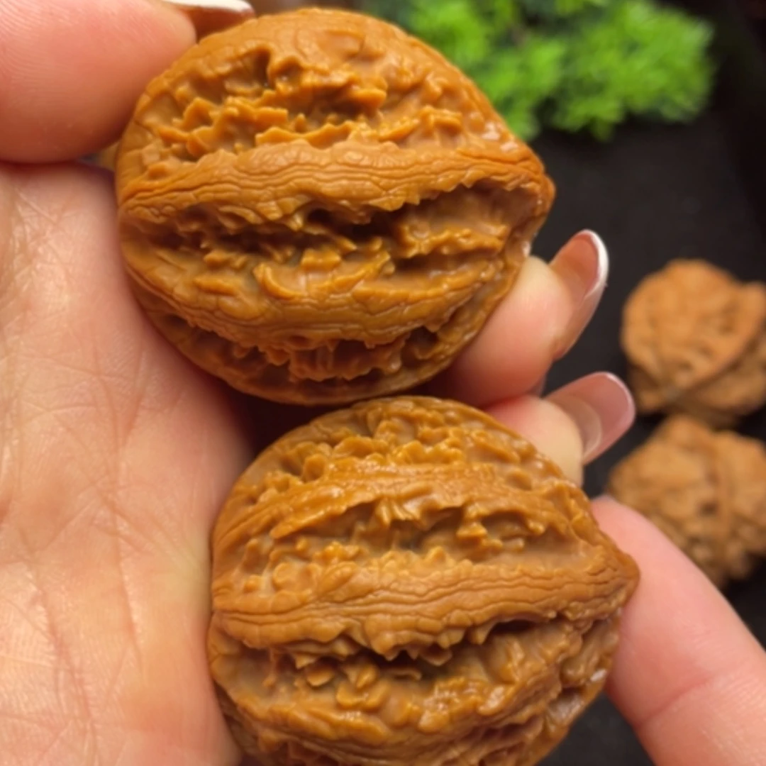 【闪购商品】文玩核桃把件秦岭山脉核桃