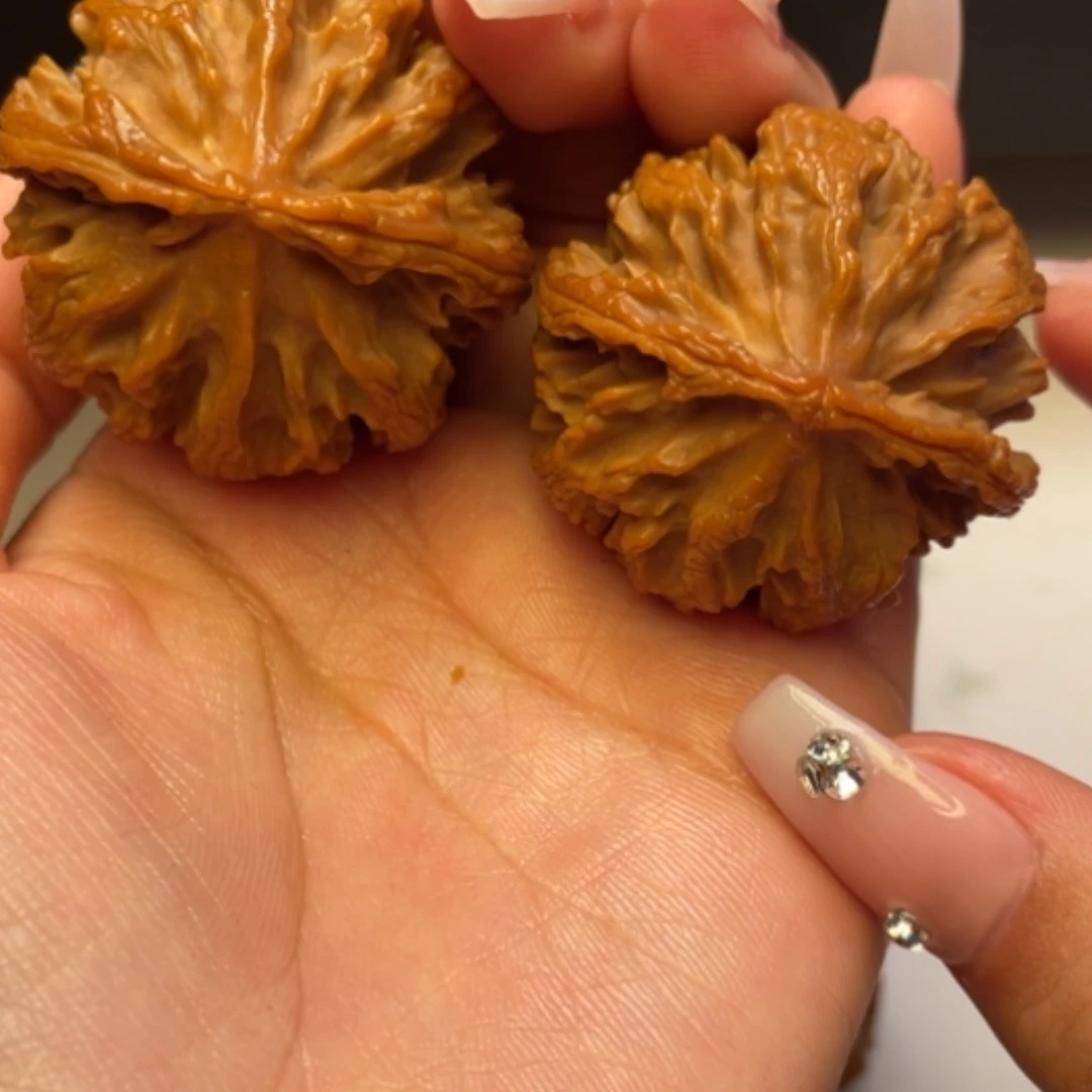 【闪购商品】文玩核桃吊坠秦岭山脉核桃