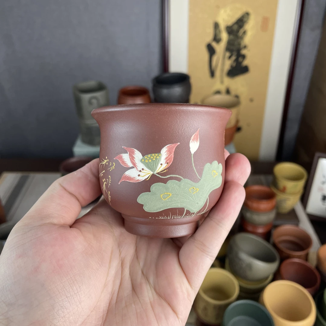 【汇雅馆】宜兴原矿紫砂龙血砂泥绘荷花高档主人杯纯手工功夫茶具