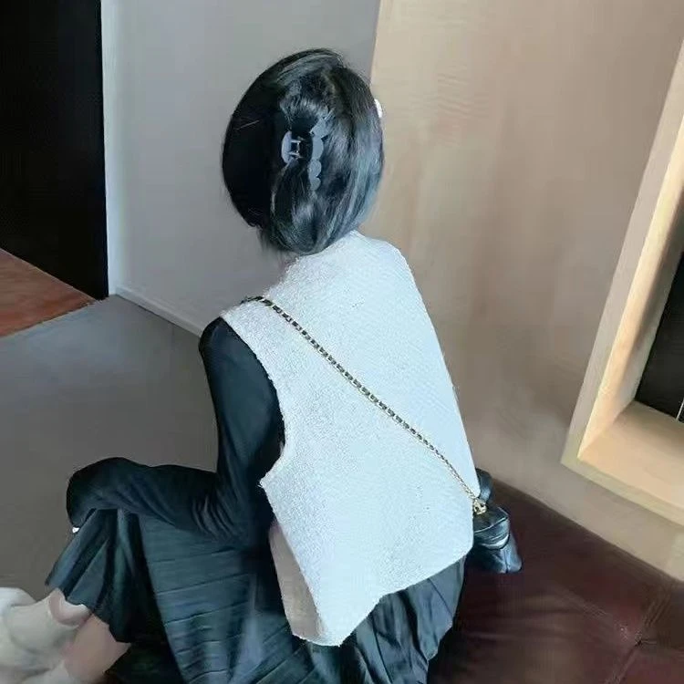 2023秋季新款小香风无袖马甲外套女气质显瘦百搭叠穿v领马夹背心