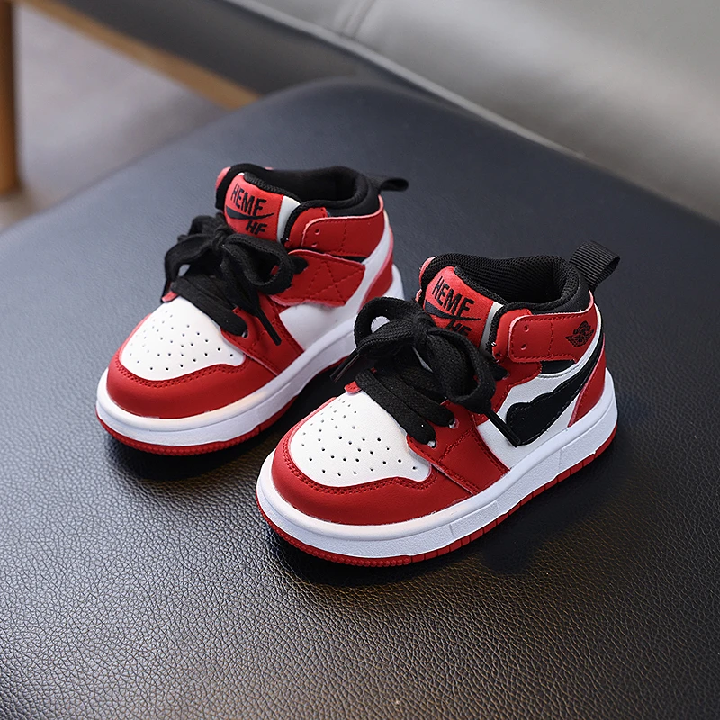 男宝宝棉鞋婴儿软底学步鞋板鞋秋冬小童鞋子1一3-6岁女儿童运动鞋