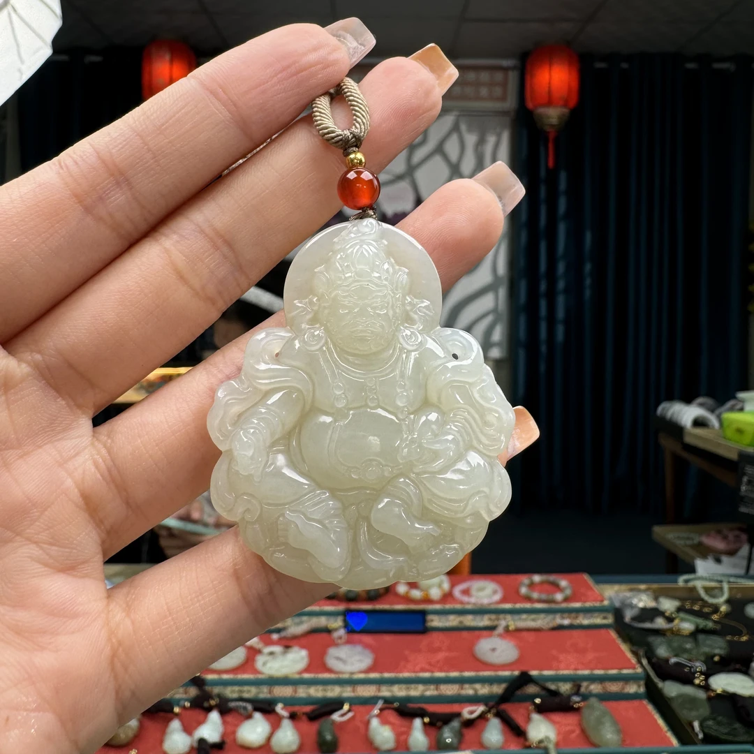 和田玉挂件黄财神毛衣链（尺寸4×5）