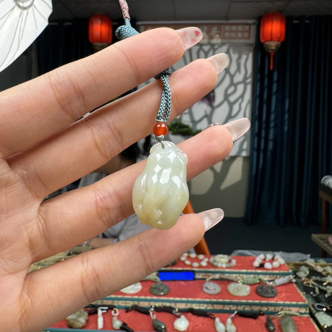 和田玉挂件立体佛手（蓝）