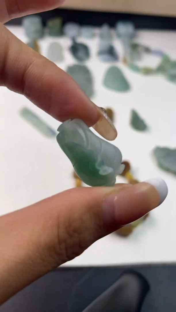 【闪购商品】定制翡翠未镶嵌发一件