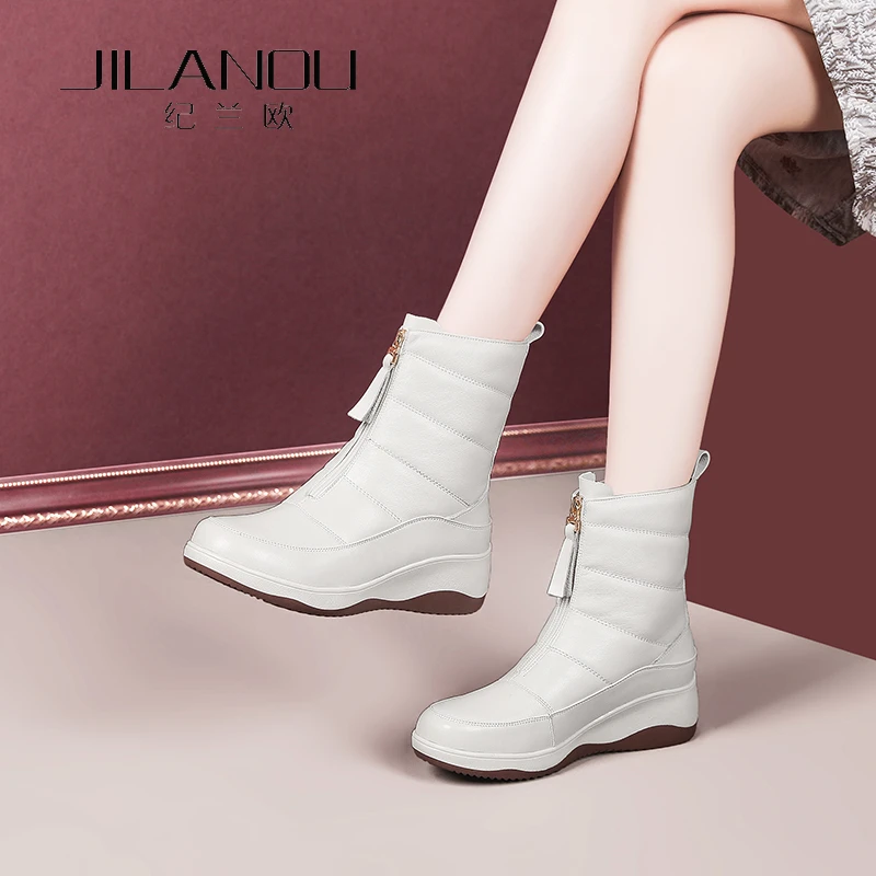 2025冬季新款白色马丁靴真皮女加绒厚底中筒雪地靴女保暖雪地靴