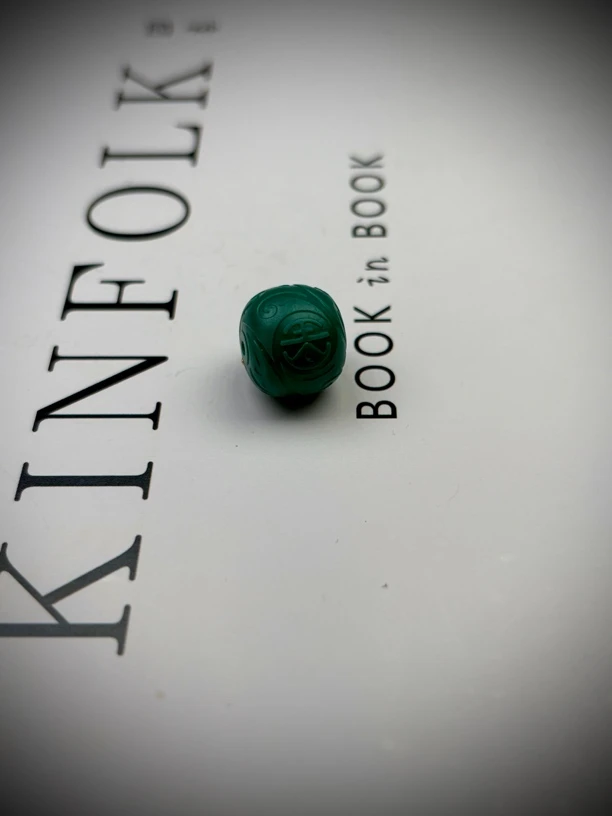 【泡油】原矿绿松石博古纹老型13×11.5mm苏工王山亲工老油绿