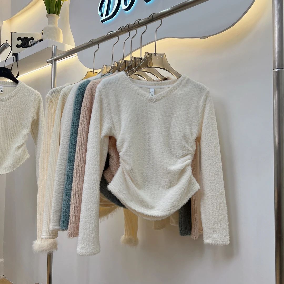 coco 2023秋冬新款韩系轻奢气质温柔修身时尚纯色百搭女长袖上衣