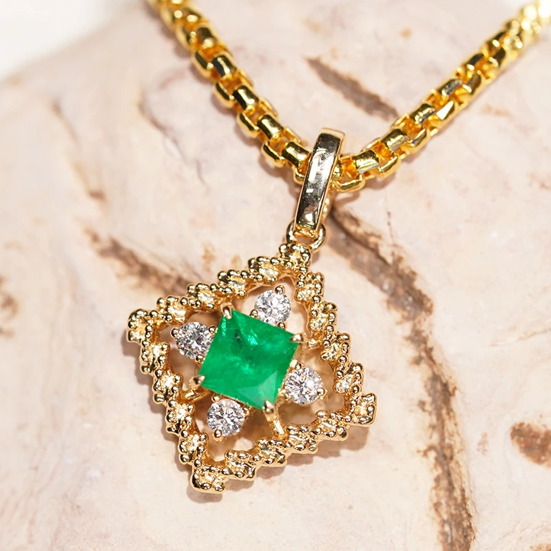 18k金祖母绿方形“翠微晚烟”复古吊坠（不含链）ZD2