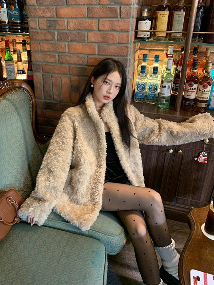 2025新款皮毛一体仿皮草环保泰迪毛毛外套女立领加厚保暖时尚大衣