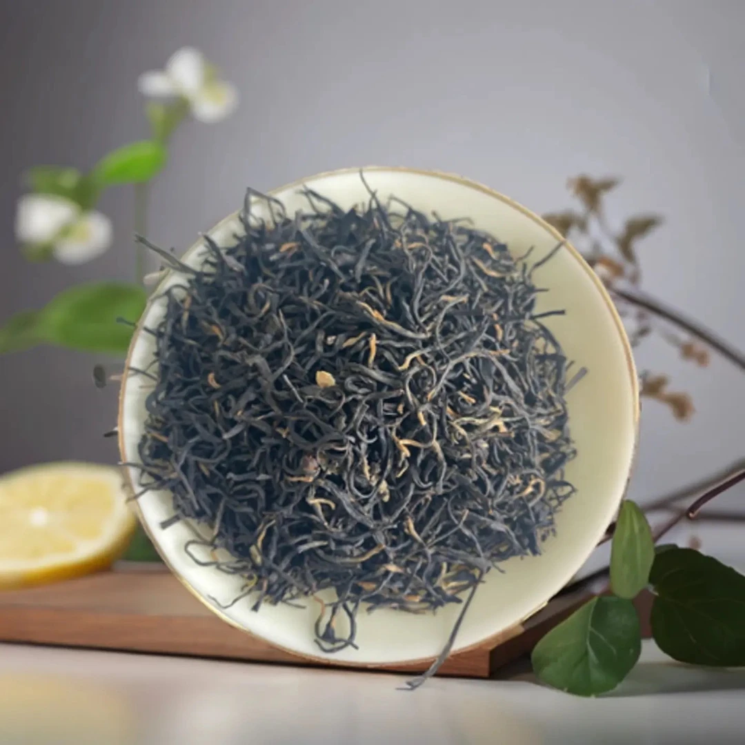 茉莉花茶（茉莉红茶）红茶的醇和香气带有浓郁的茉莉花香！新鲜茶香