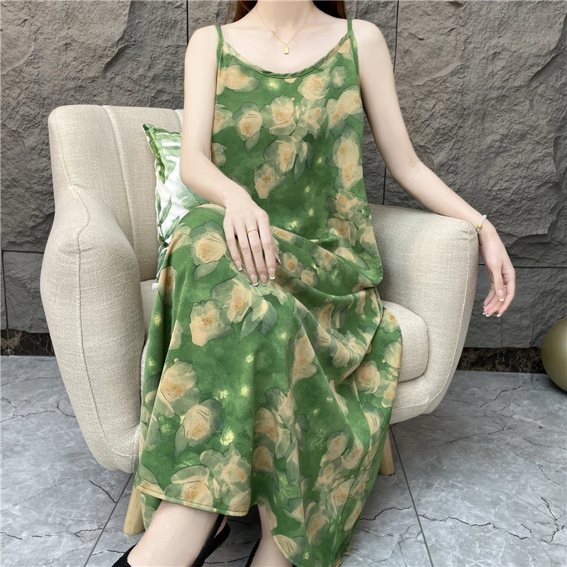 【冰清玉洁】吊带连衣裙碎花法式宽松衣服气质宽松衣服洋气衣服女