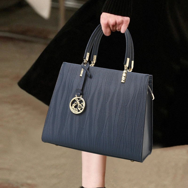 真皮女士包包2026新款高档百搭大气单肩斜挎潮流通勤包包3040岁