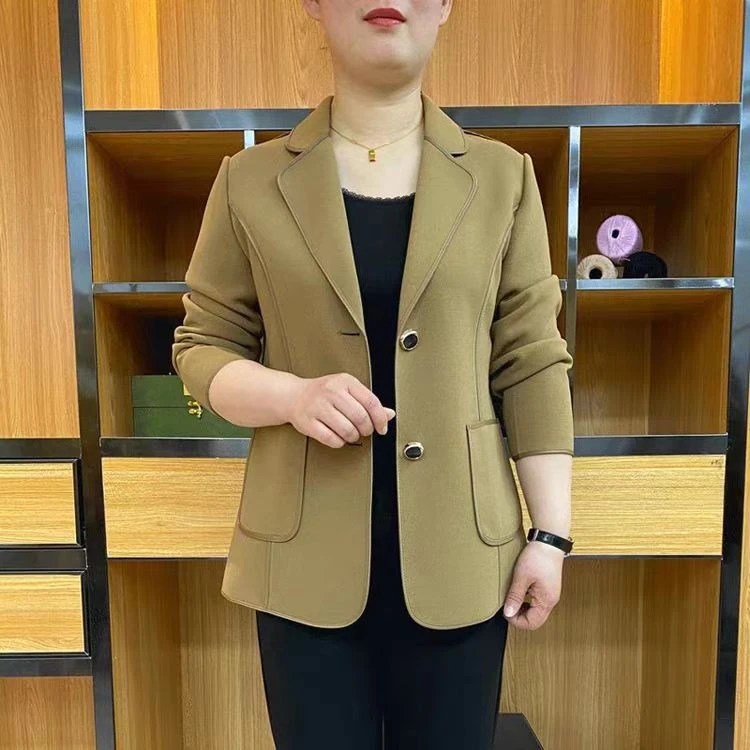 【新品】2025春秋女士时尚妈妈装纯色小西装气质外套西服大码上衣