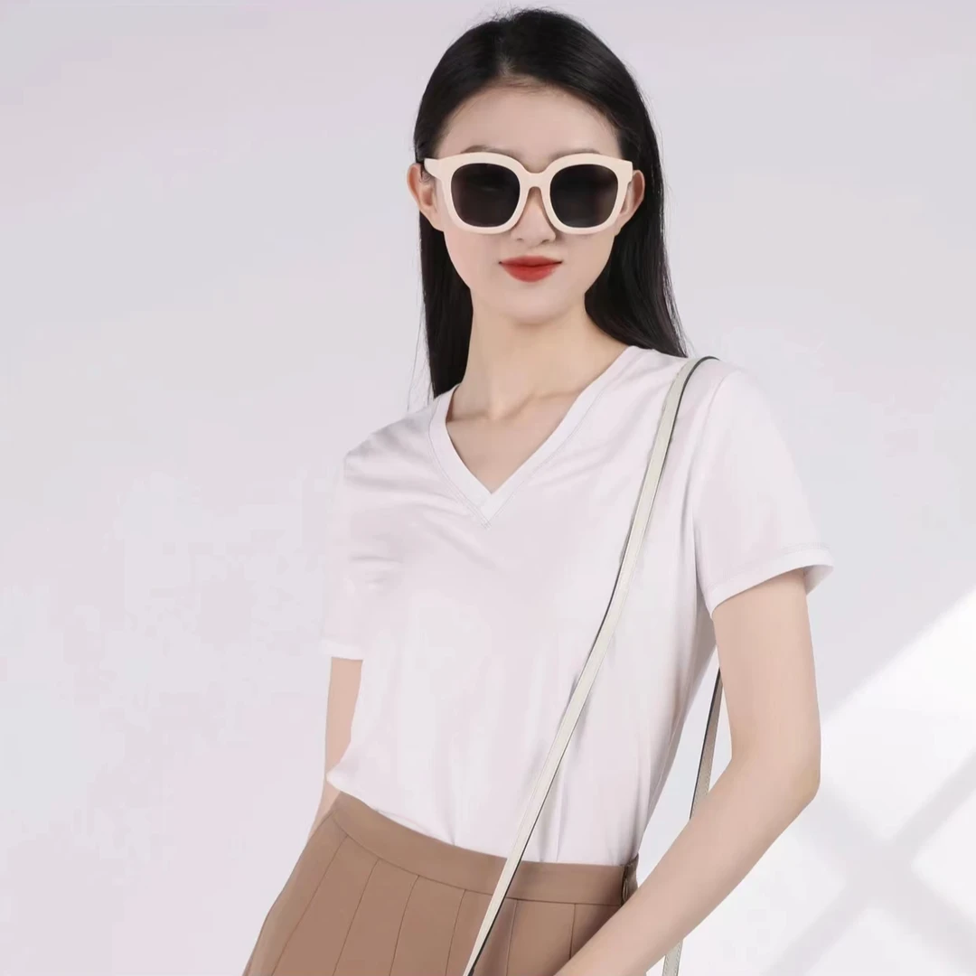 阿玛施AMASS经典百搭女士短袖v领显瘦时尚休闲简约基础T恤5301024