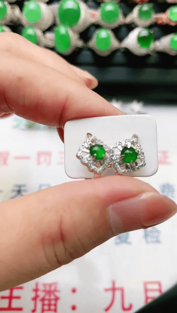 【闪购商品】翡翠戒指银S925镶嵌天然A货翡翠