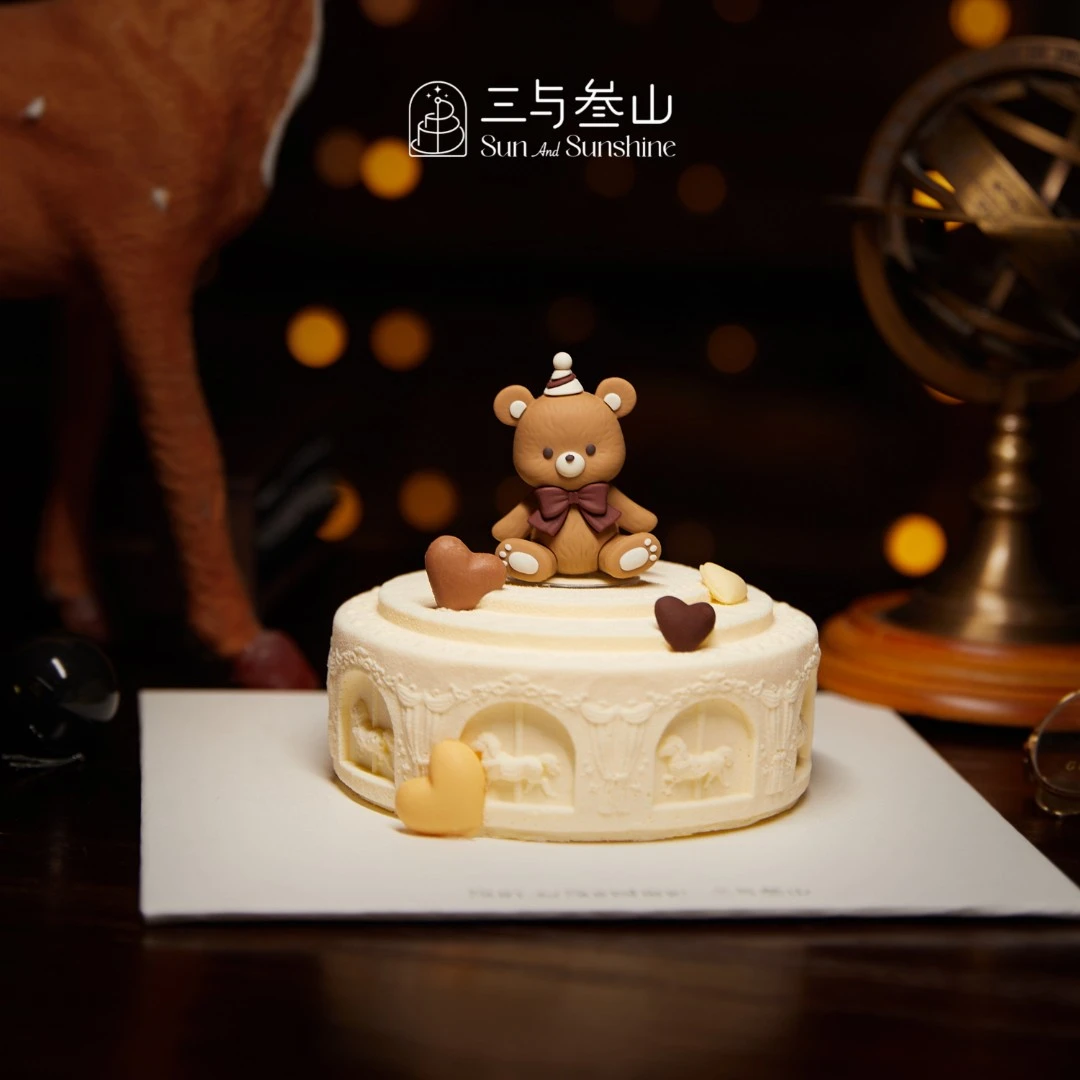 萌趣小熊高档慕斯蛋糕-5.5英寸（奢华款）