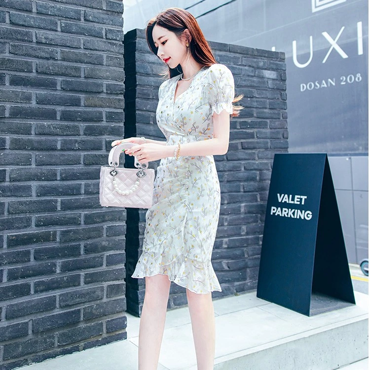 夏季女装新性感时尚气质别致碎花修身显瘦鱼尾包臀法式连衣裙5106