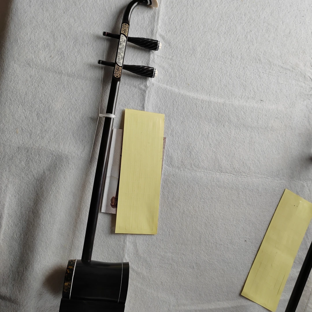 黑檀精品高胡，骨雕两面带古诗词和山水画