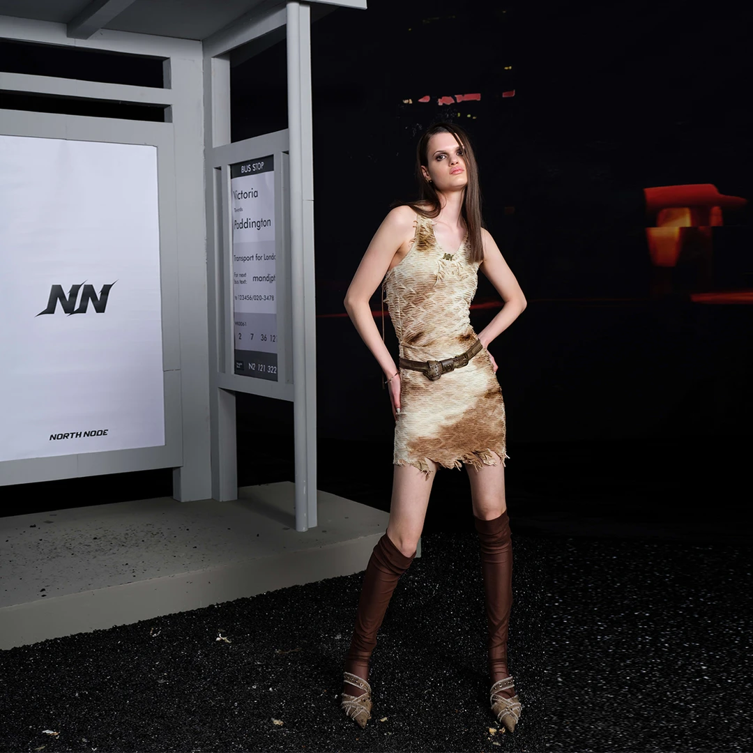 NN-NORTH NODE 露背串珠连衣裙（不含腰带、扎染色随机）辣妹连衣裙