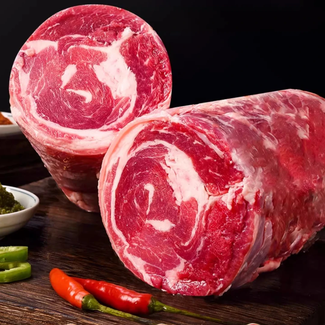 鄂托克旗草原散养黄膘小红牛新鲜牛肉卷