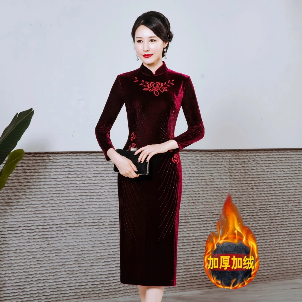 F38-加绒加厚秋冬新款改良中式丝绒旗袍女长款喜婆婆高档婚敬酒服