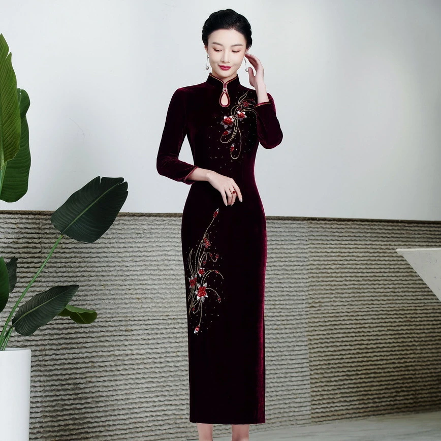 F39-新款改良中式丝绒旗袍长款加绒加厚喜婆婆高档婚礼服敬酒服女