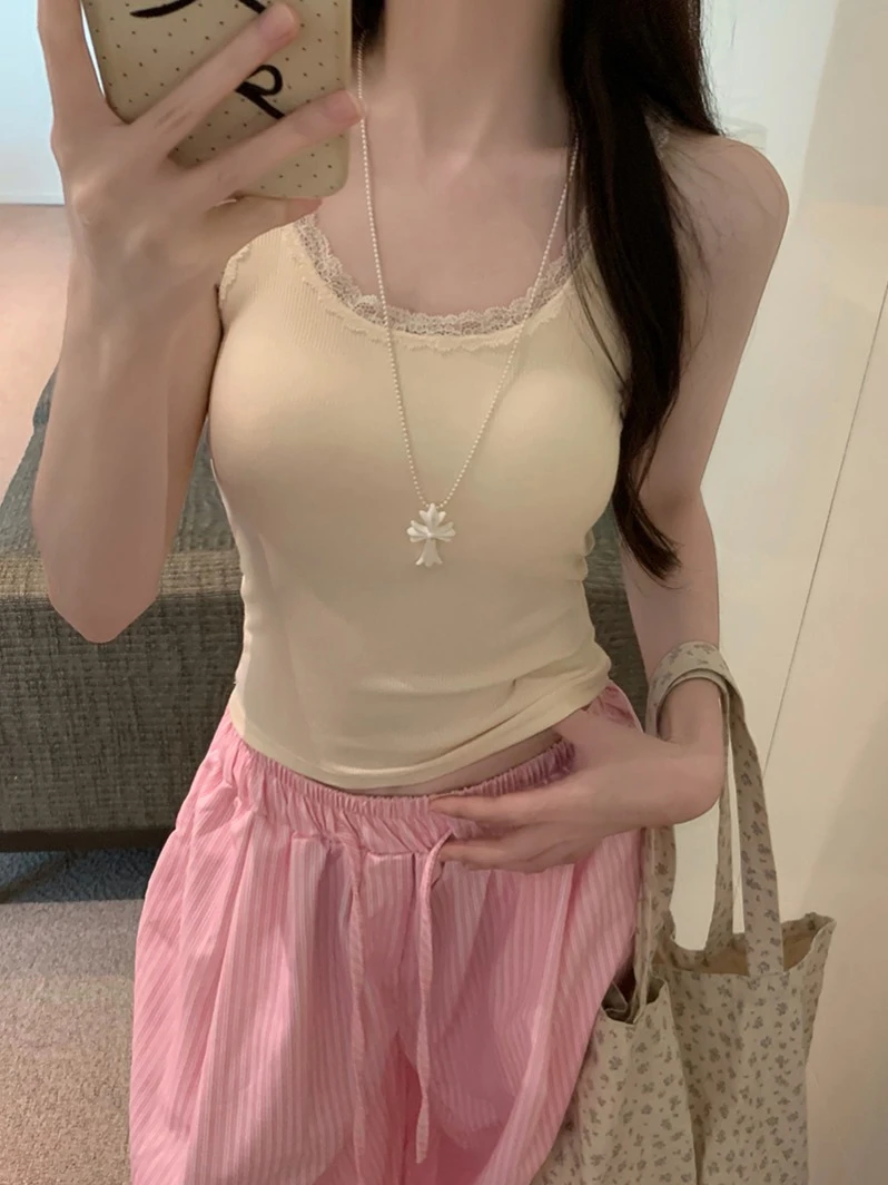 bm纯欲风辣妹蕾丝拼接吊带背心女春夏内搭外穿修身短款带胸垫上衣